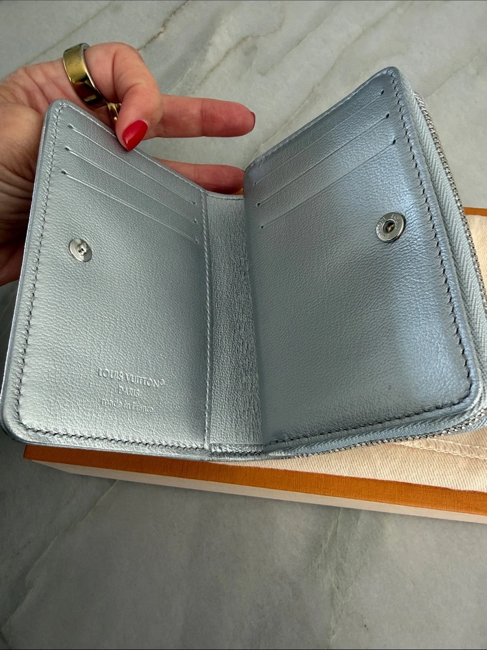 Louis Vuitton louis vuitton